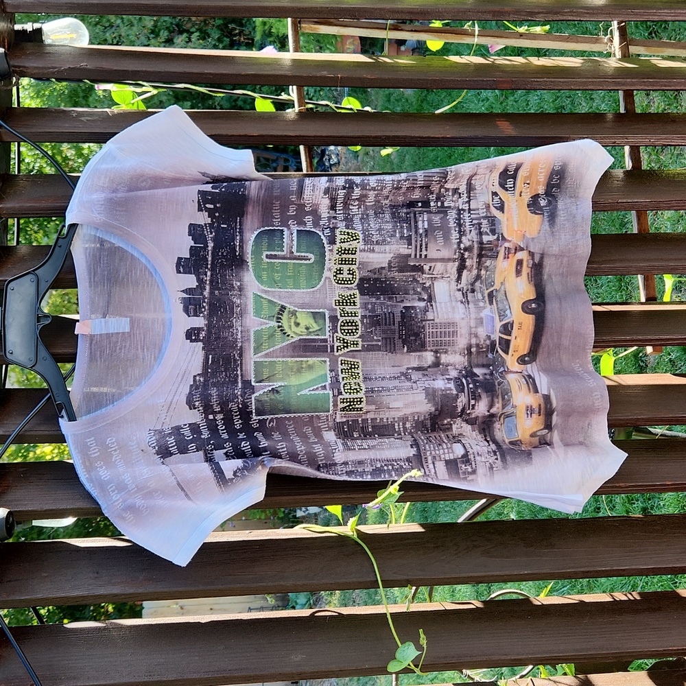 Idea size XL New York shirt